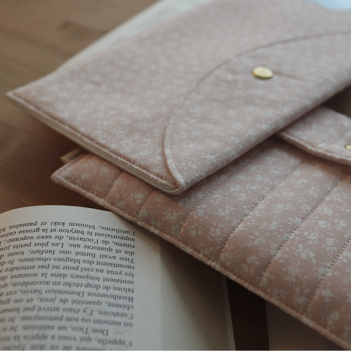 la POCHETTE pour LIVRES - Pivoines